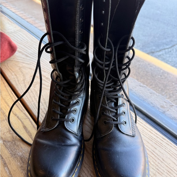 1914 Smooth Leather Tall Black Leather Lace-Up Boots- Dr. Martens US 8M / 9L - Picture 10 of 15